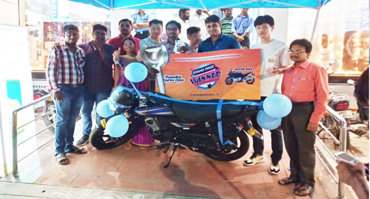 Vijay Digital Dasara winner bags Hero bike
