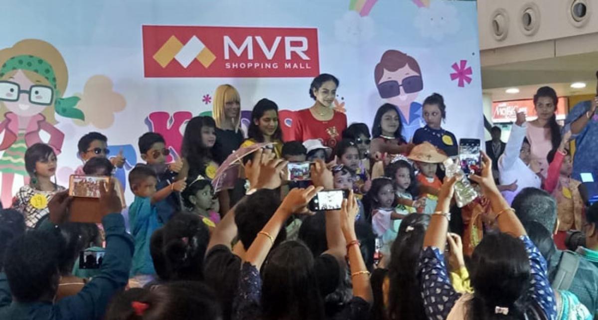 MVR Shopping Mall conducts Kids Fancy Dress Competition