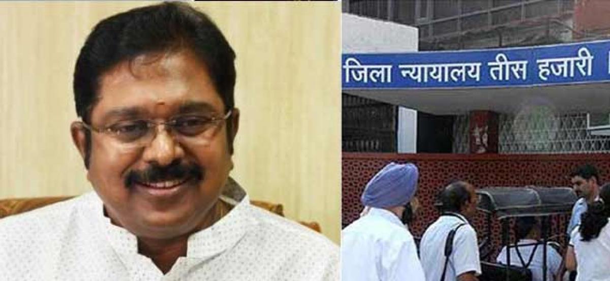 AIADMK bribery case: Delhi court pulls up police for not filing supplementary chargesheet
