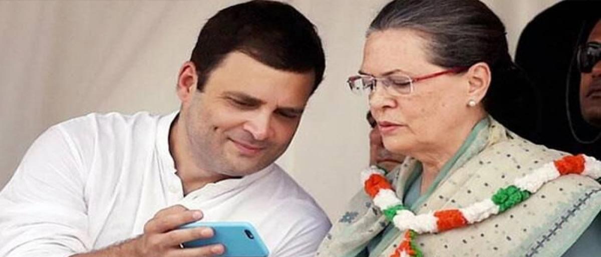 Congress contestants yen for poll drive by Sonia, Rahul to bolster chances