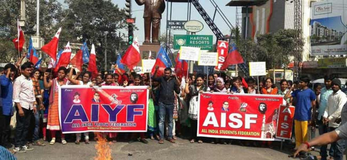 AISF, AIYF condemn Saffron party attack