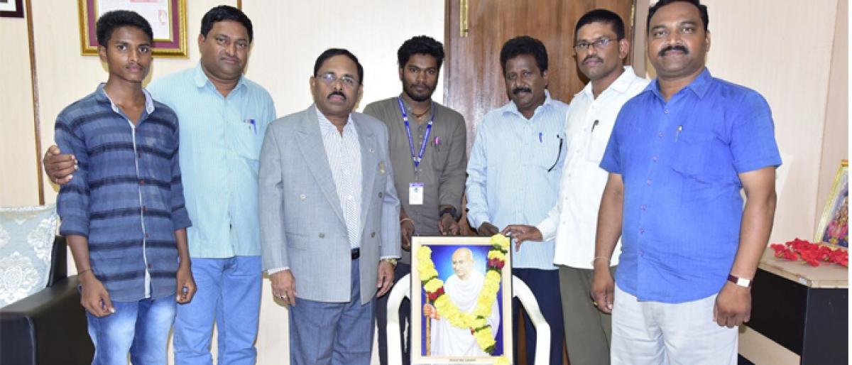 Emulate Mahatma for peaceful life, says AKNU V-C Prof Murru Mutyala Naidu