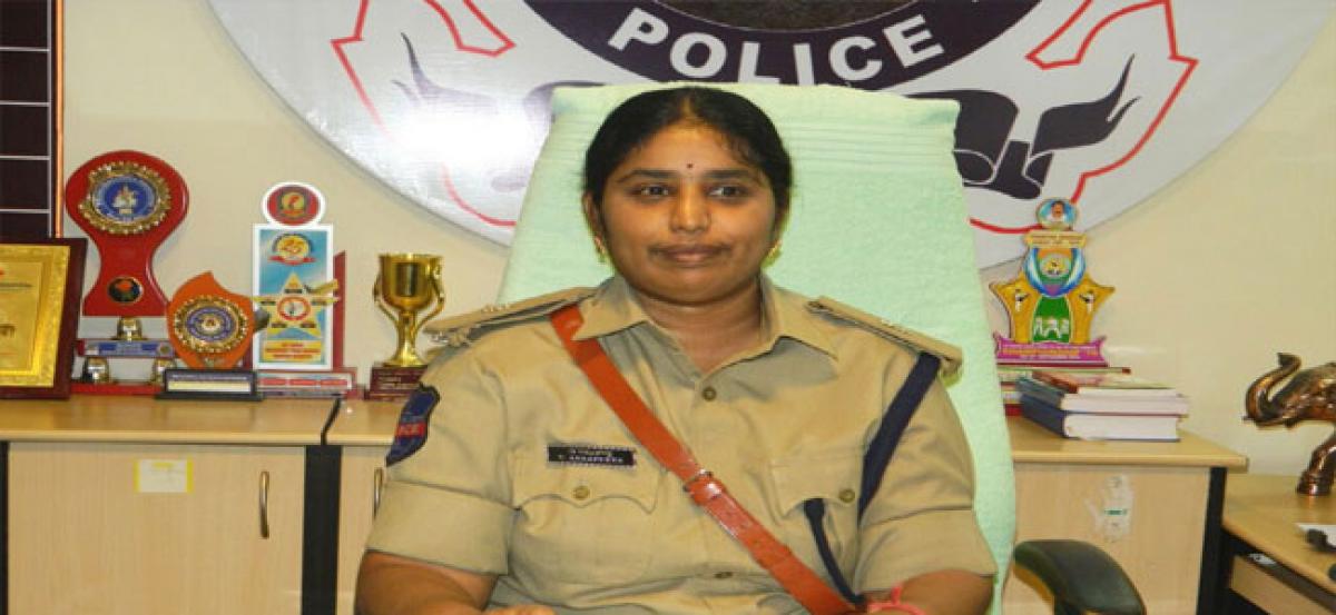 SP’s gesture to injured Special Branch inspector