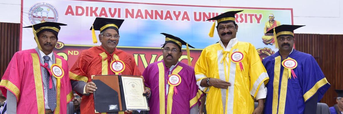 AKNU presents honorary doctorate to Prof Allam Appa Rao
