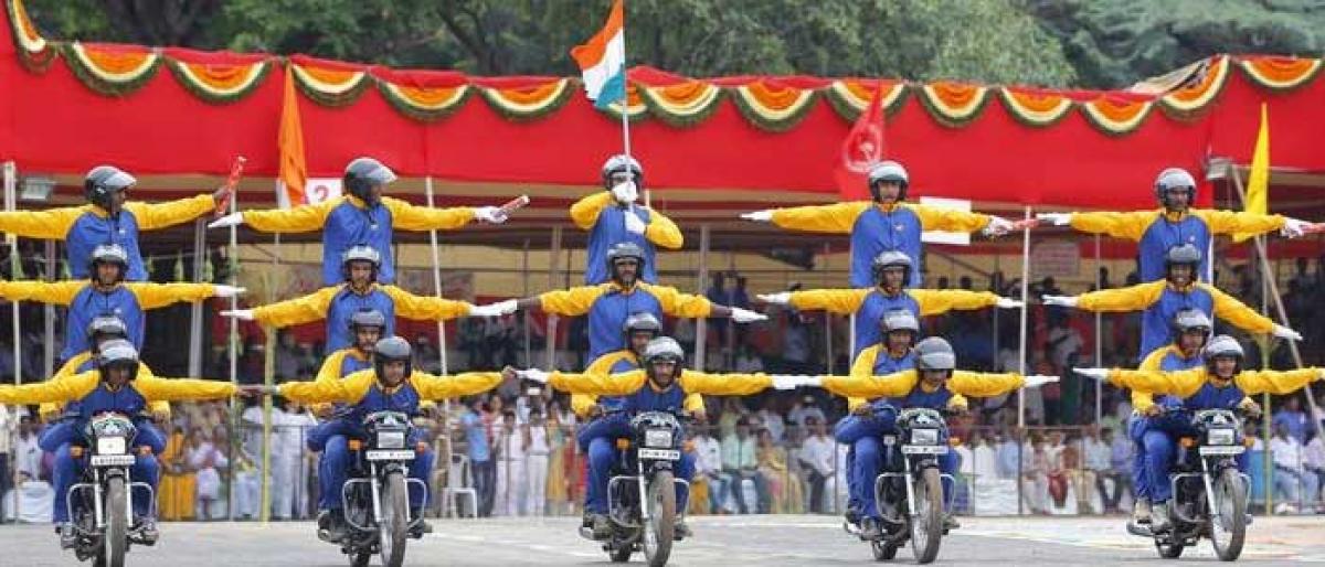 Special police perform breathtaking feats