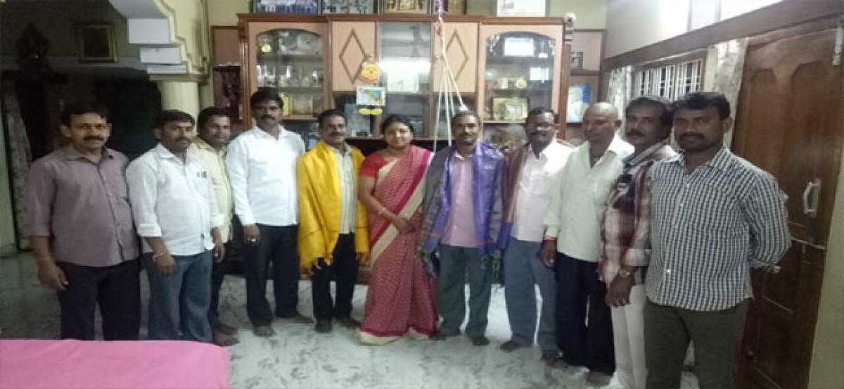 Pavani assures community hall for washermen