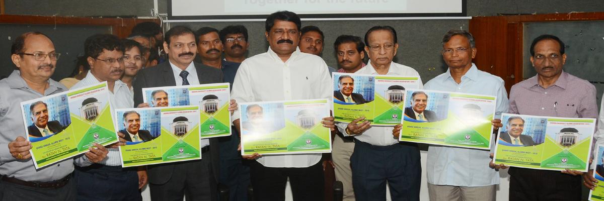 Over 6,000 students to participate in Andhra University alumni meet on Dec 10