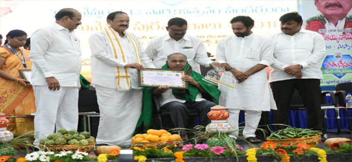 Dr Mulagaleti presented Rythu Nestham award