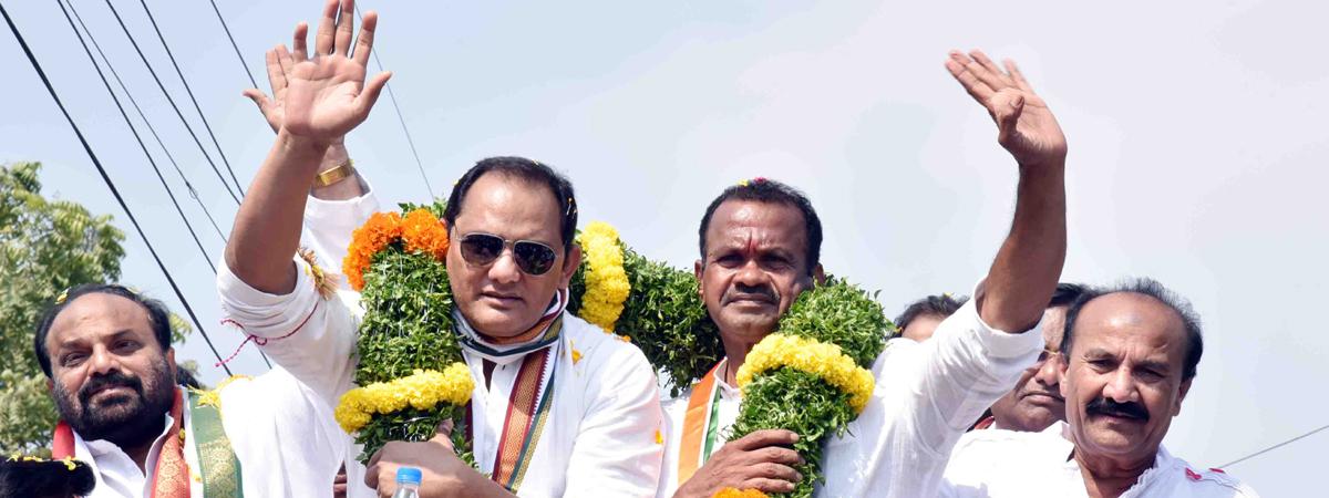 Back Congress which created Telangana State: Azhar