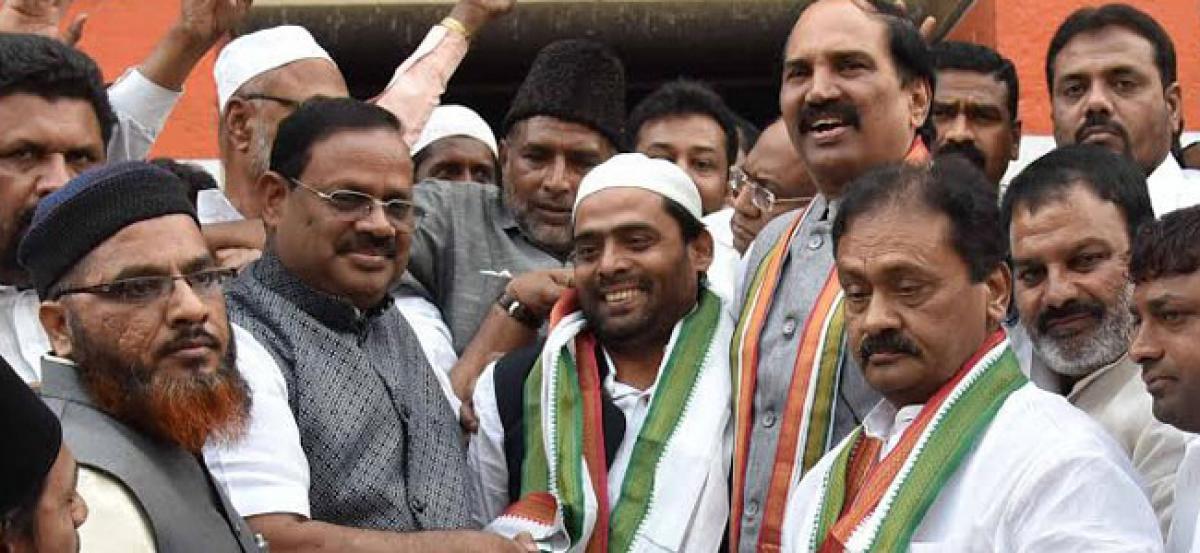 Congress workers celebrate partys victory in Nanded civic polls