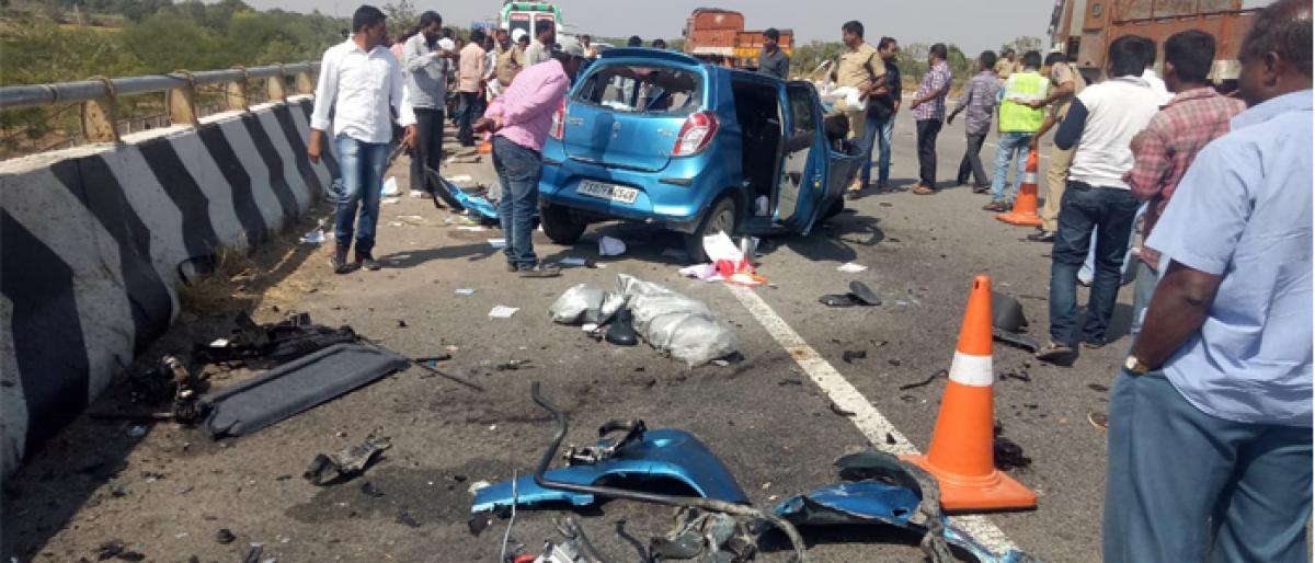 Three died including an infant in a road accident at Rampally ORR