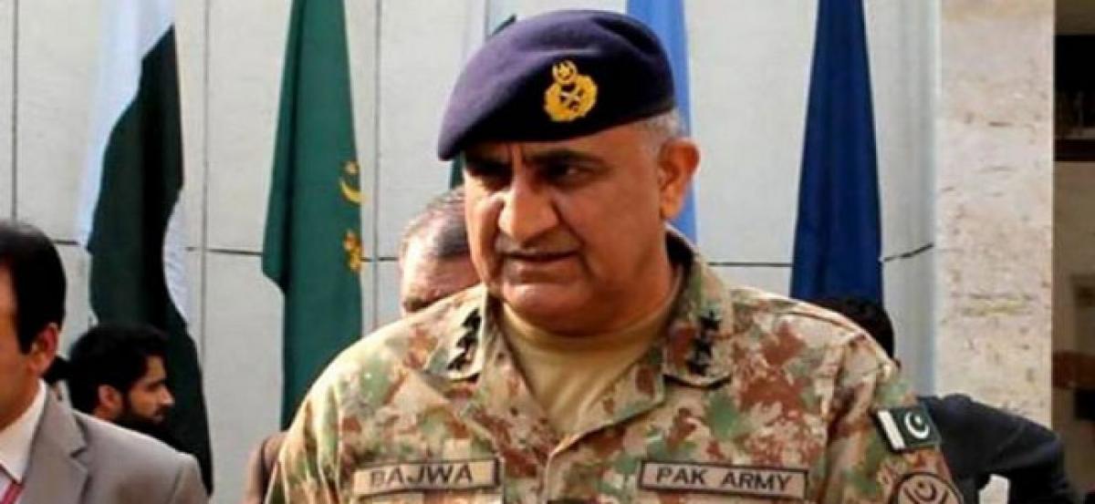 Pakistan Army Chief offers to train Afghan security forces