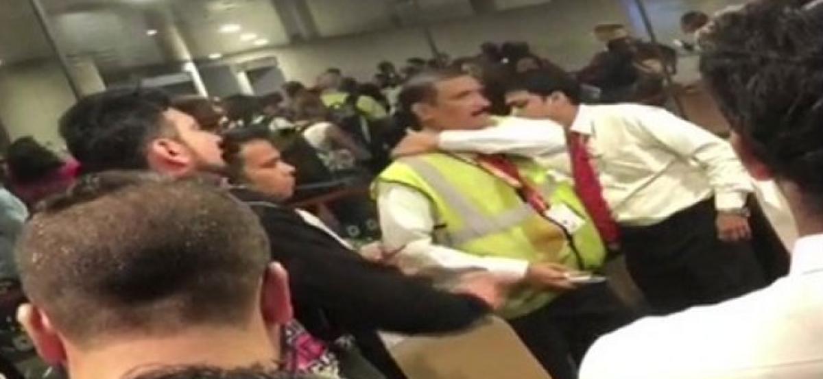 150 passengers stranded at Mumbai Intl Airport due to flight delay