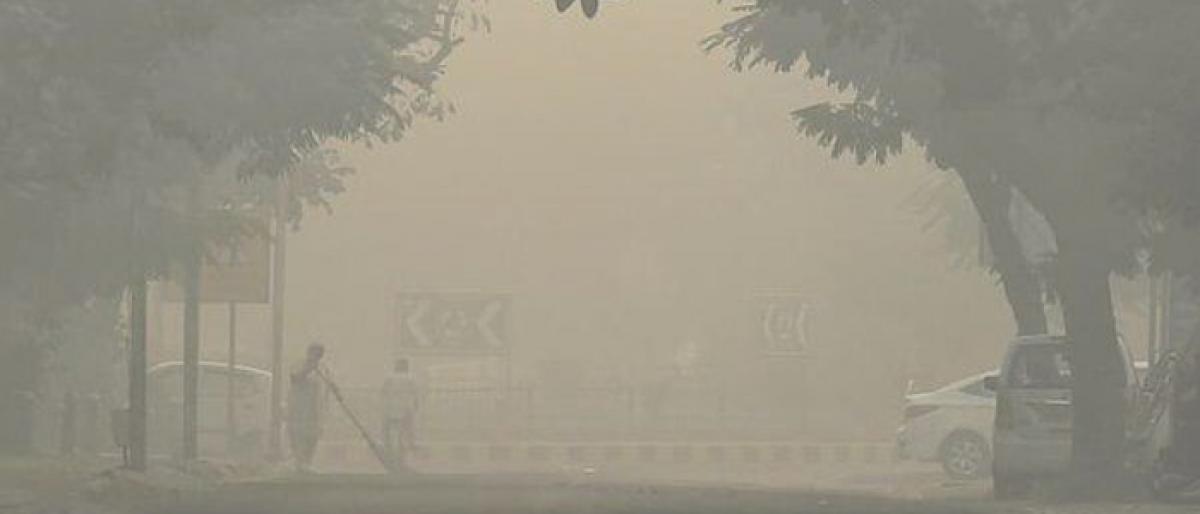 Thick haze engulfs national capital
