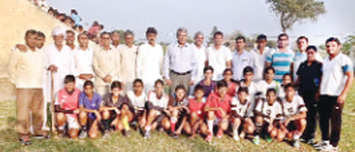 Bend it like the Alakhpura girls