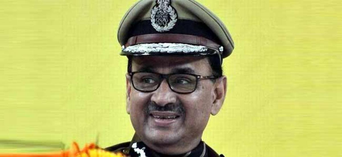 CBI Director Alok Verma should be given CVC report in sealed cover: SC