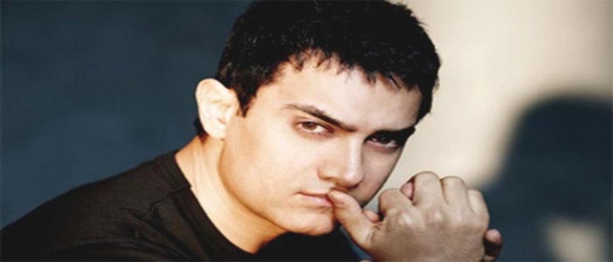 Aamir takes break from Thugs of Hindostan for Secret Superstar