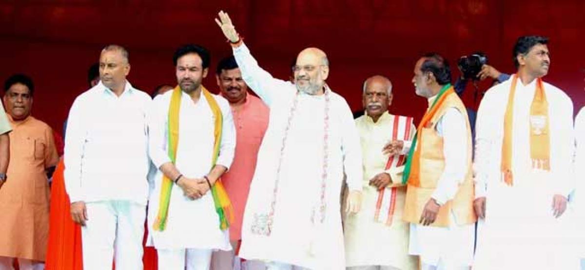 Amit Shah lambasts KCR, says BJP is against family rule