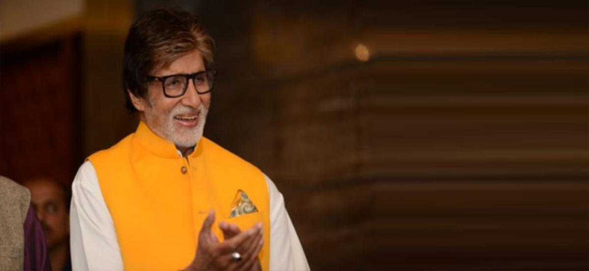 Shemaroo creates human mosaic for Amitabh Bachchans birthday