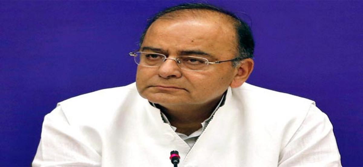 Jaitley meets exporters, traders to review GST issues