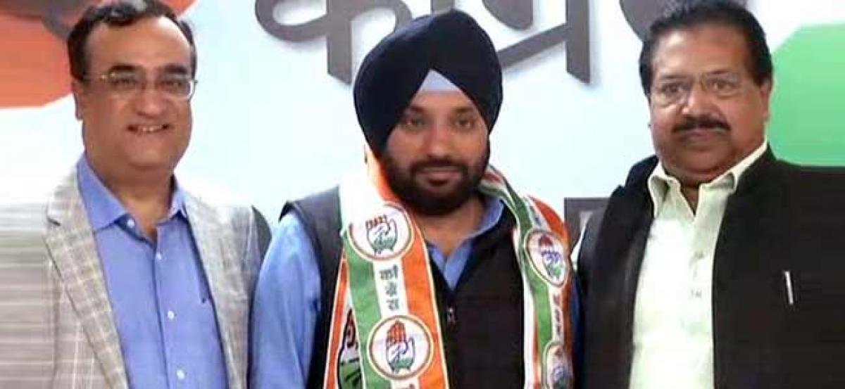 Congress welcomes back Arvinder Singh Lovely