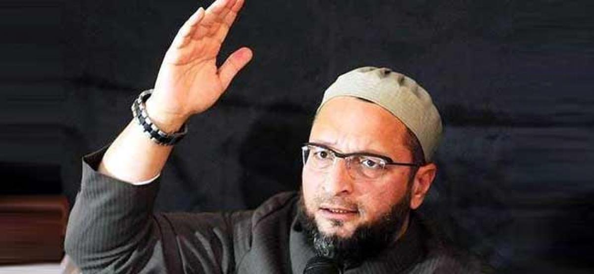 Asaduddin Owaisi had alleges Congress offered him 25 lakhs to cancel AIMIM rally in Telangana