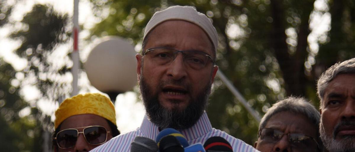 AIMIM Chief Asaduddin Owaisi wants retrial in Masjid blast case
