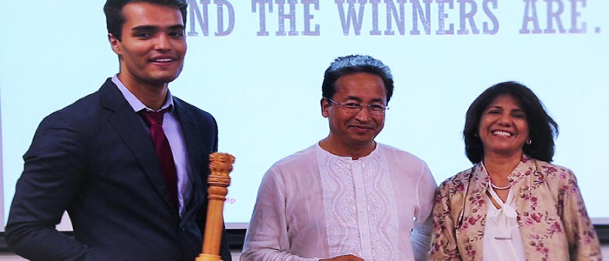 Ashoka Pillar Awards for tackling air pollution