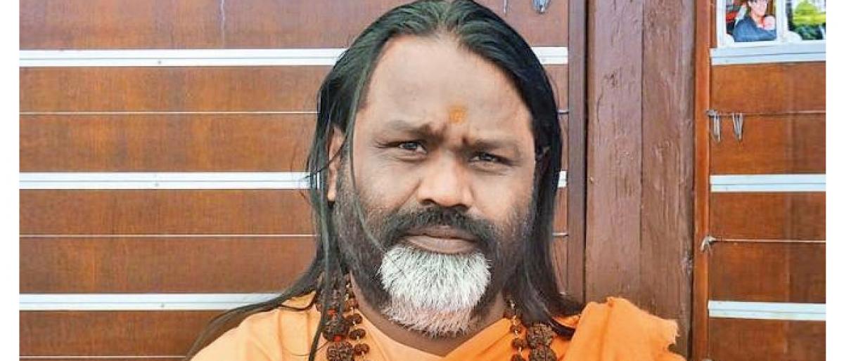 Police visit rape accused Daati Maharaj’s ashram