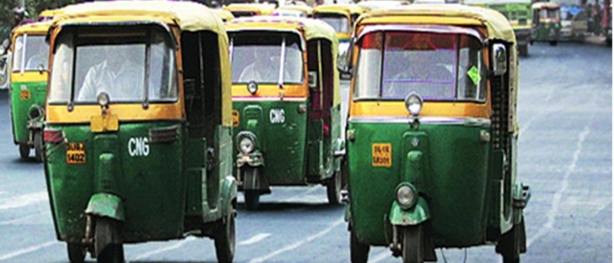 Delhi govt forms committee to revise auto fares