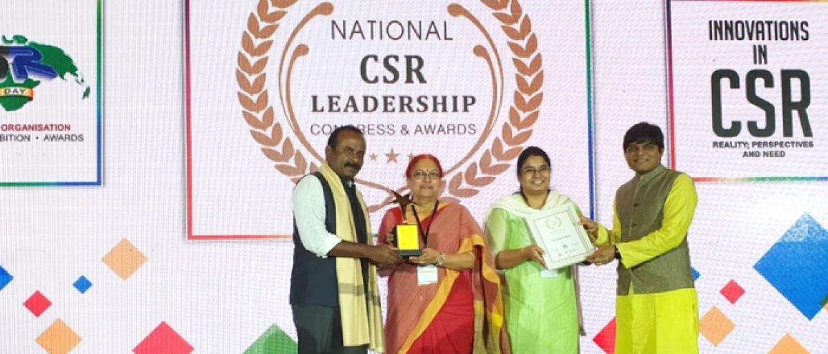 VMM president Dr Keerthi gets National CSR award in Bangalore