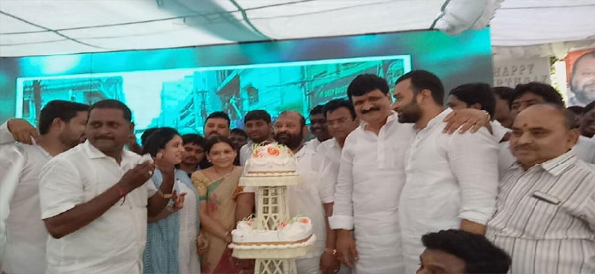 Mynampalli gifts birthday cake to Mukesh