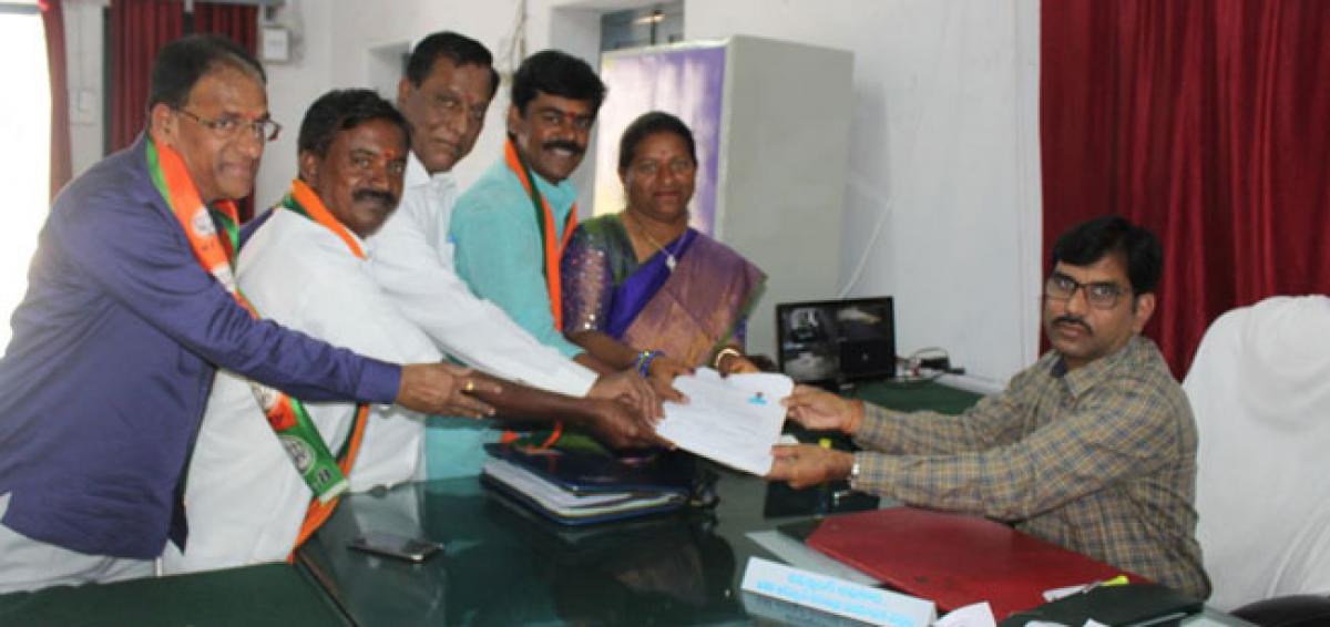 BJP Vinay Reddy files papers