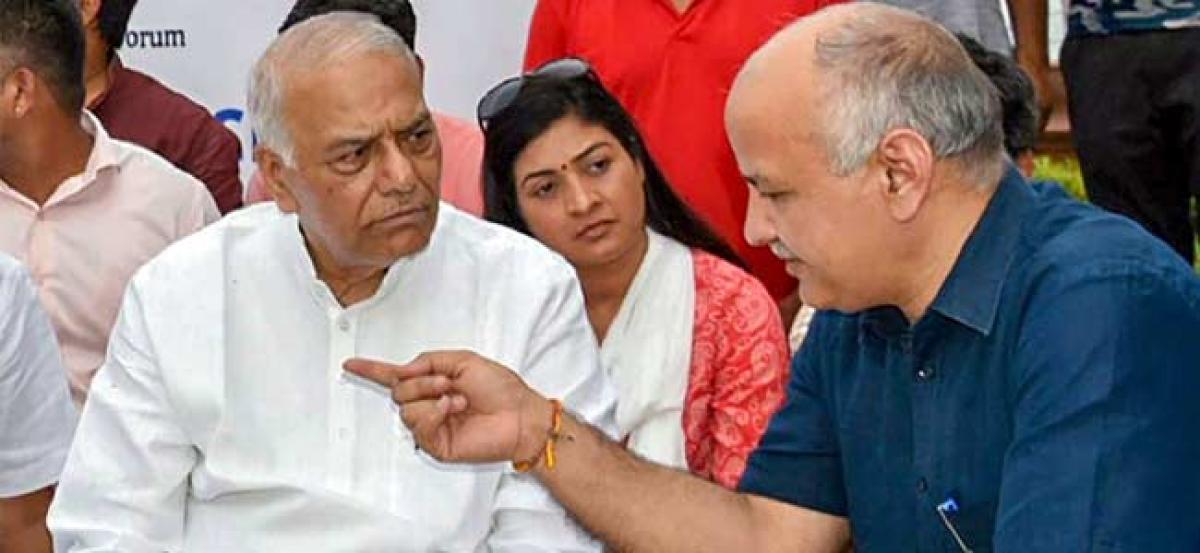 Ex-BJP leader Yashwant Sinha protests ‘murder of democracy’ in Karnataka