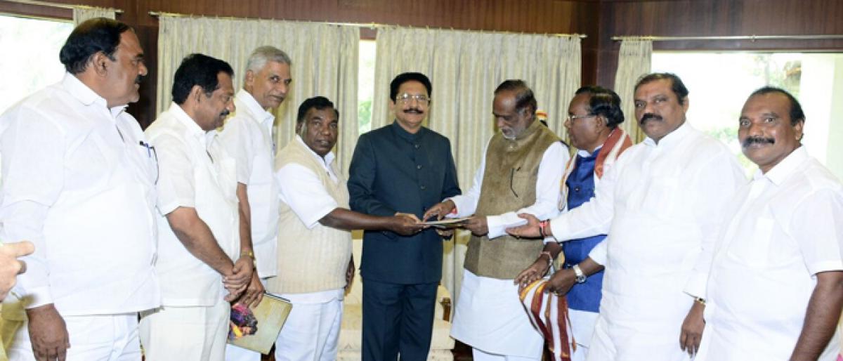 BJP invites Maha Guv, CM