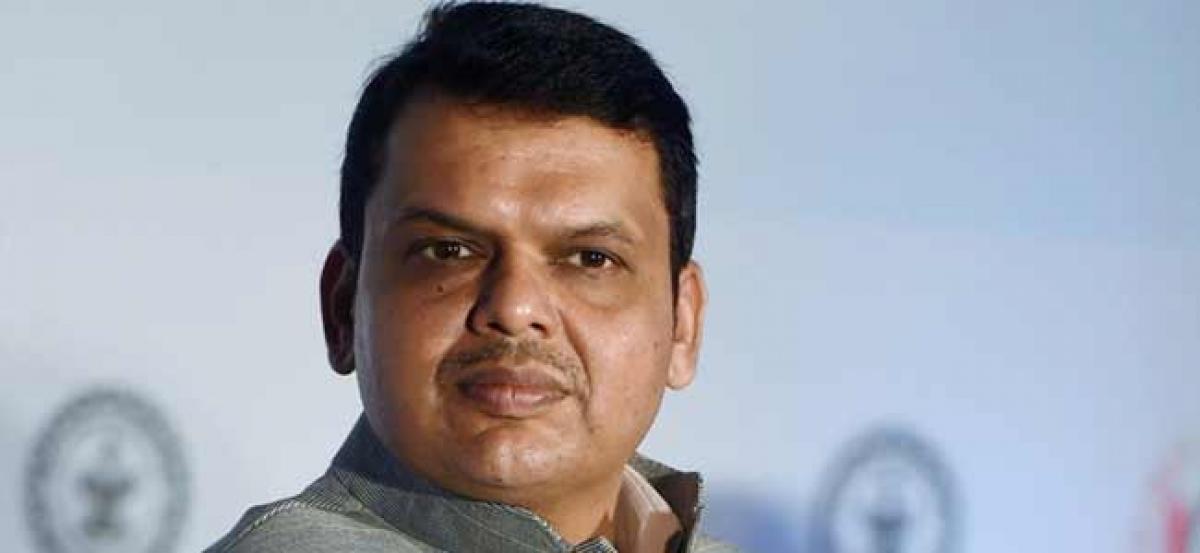 Maratha reservation: Opposition to move privilege motion against CM Fadnavis, Commission