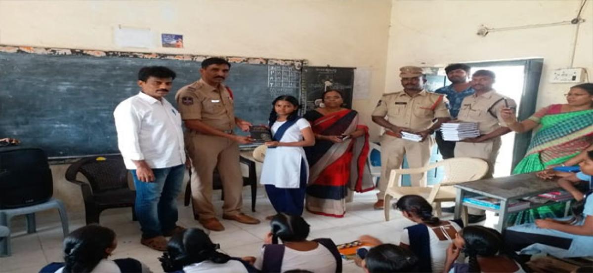 Dr Abdul Kalam books presented to government  school students