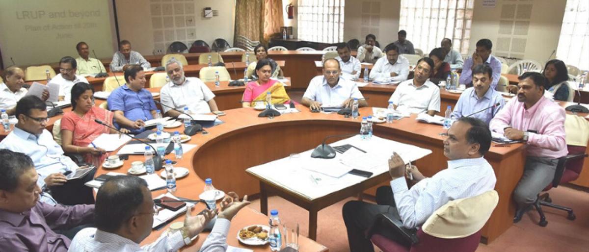 Babus race against time to meet Rythu Bandhu Scheme deadline