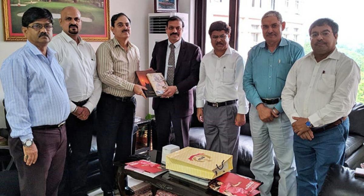 Andhra University VC calls on BSF DG