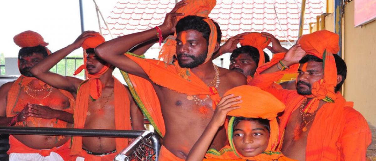 Bhadradri teems with Hanuman devotees