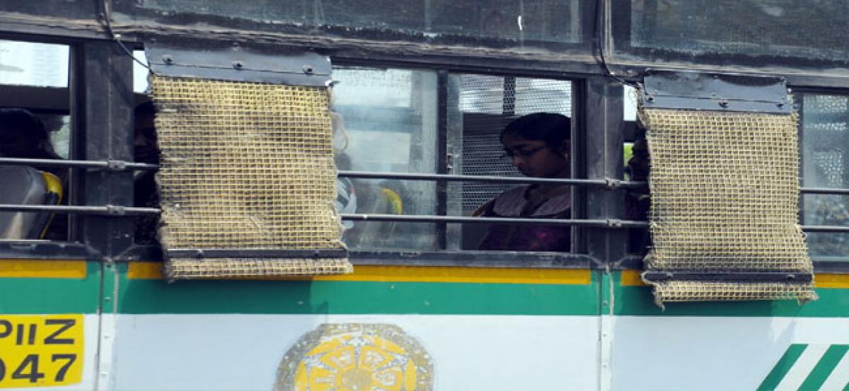 Telugu Velugu buses to get cool mats