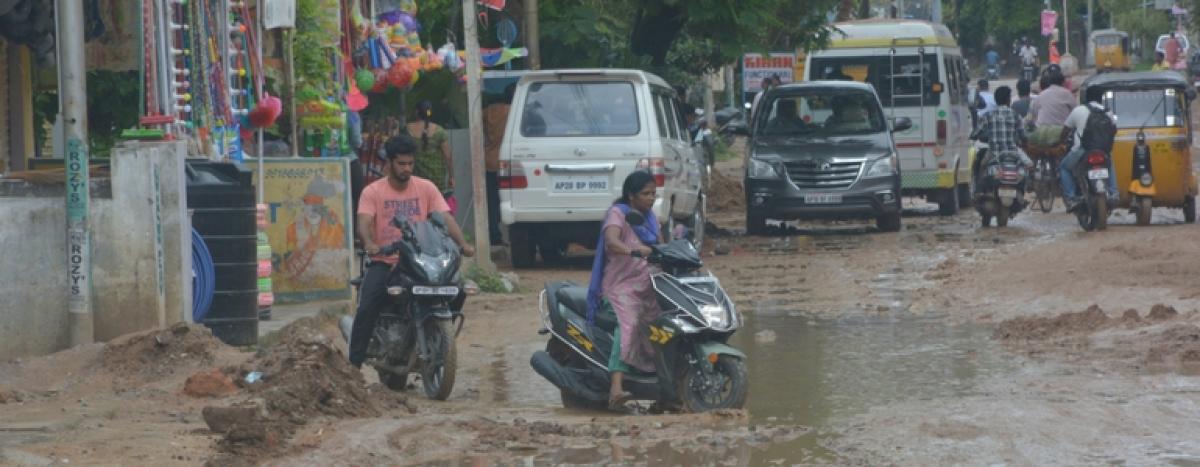 KTR asks GHMC to take road repair works on war footing