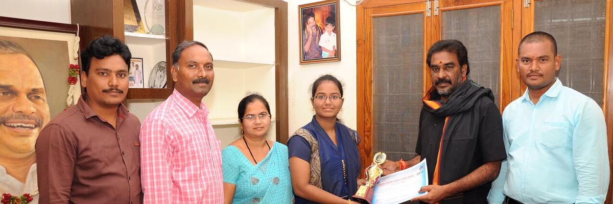 Nivedita Bai gets third rank in chess championship