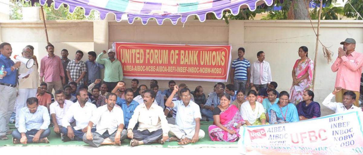 Bank employees stage protest in Nalgonda