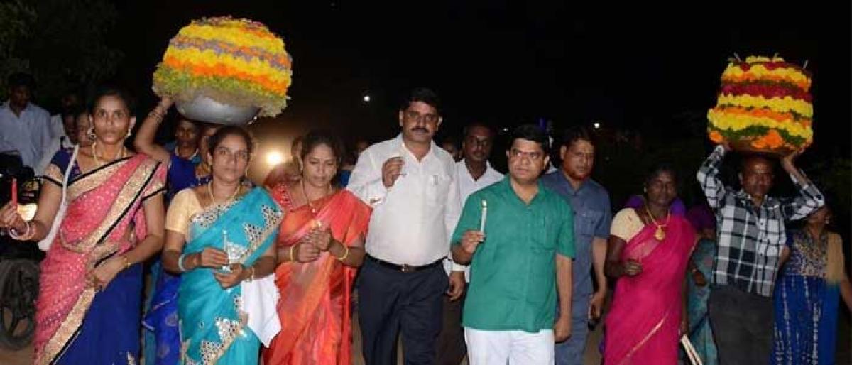 Bathukamma celebrated at Suryapet Collectorate