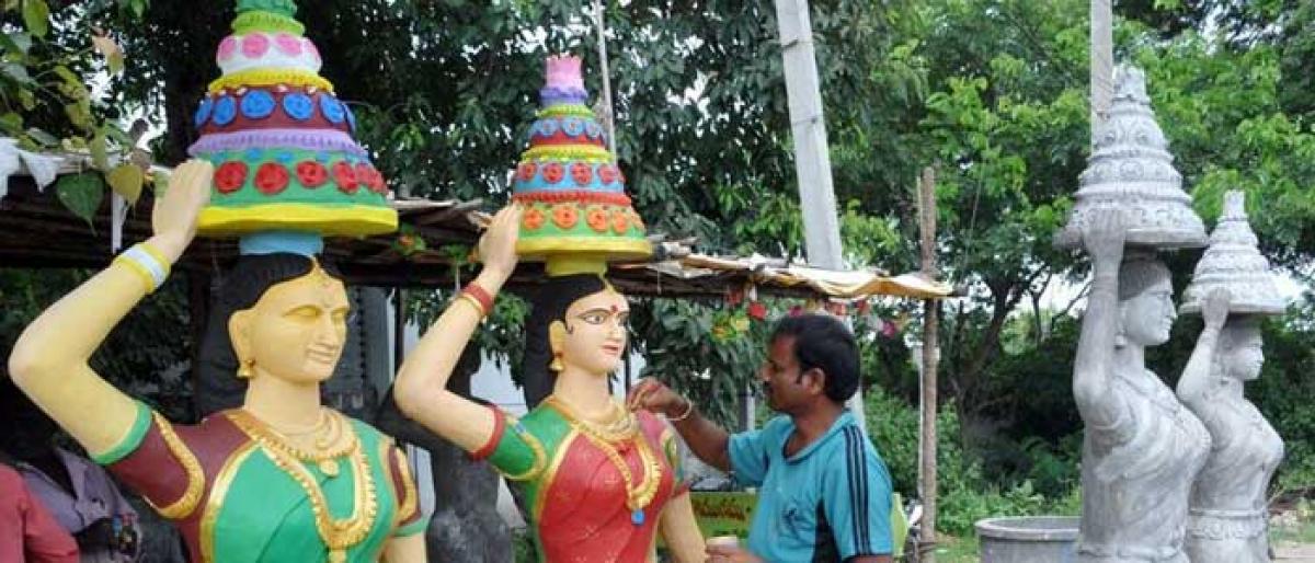 Make arrangements for celebrating Bathukamma festival on a grand note