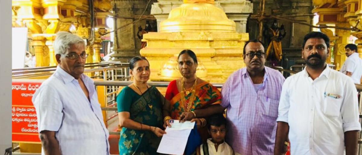Devotee donates Rs 1 lakh to Bhadradri temple