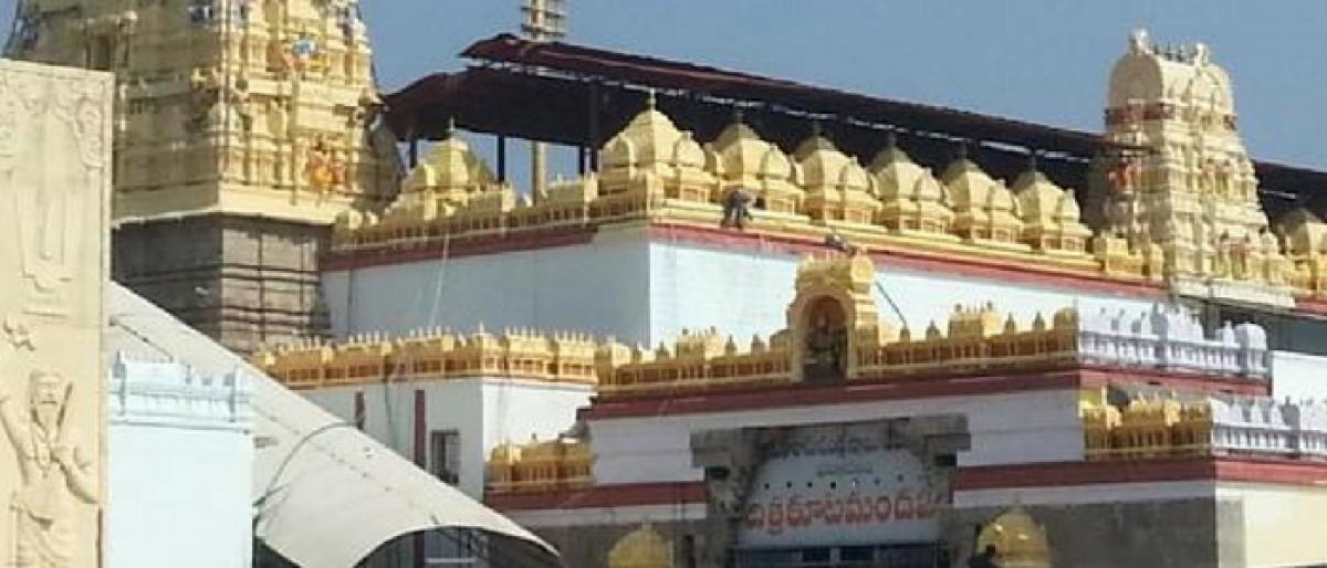 Housing Corp chief visits Bhadradri temple