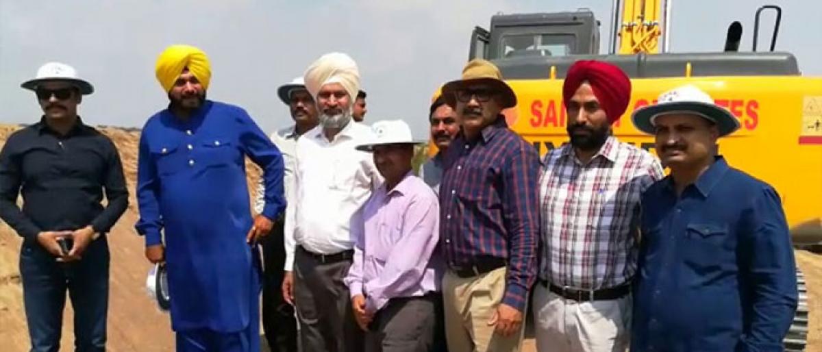 Punjab Minister visits sand reaches at Kaleshwaram