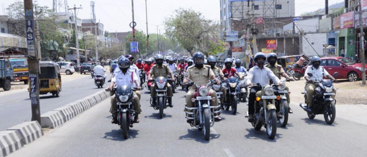 Awareness rally for two-wheelers held